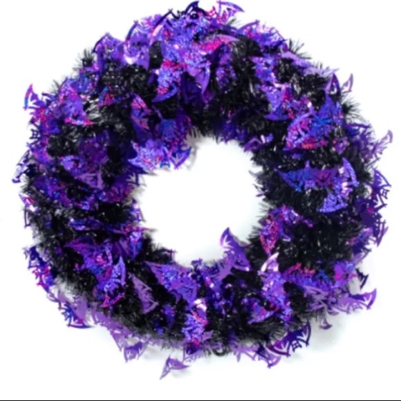 Halloween Holographic Bat 19” Tinsel Wreath NWT - Picture 9 of 9